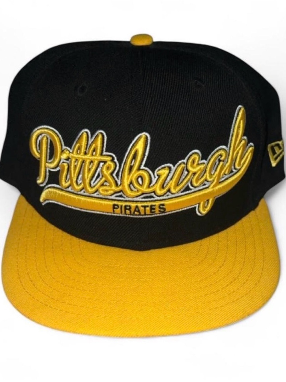 New Era Pittsburgh Script Snapback Cap - Black & Yellow brand new